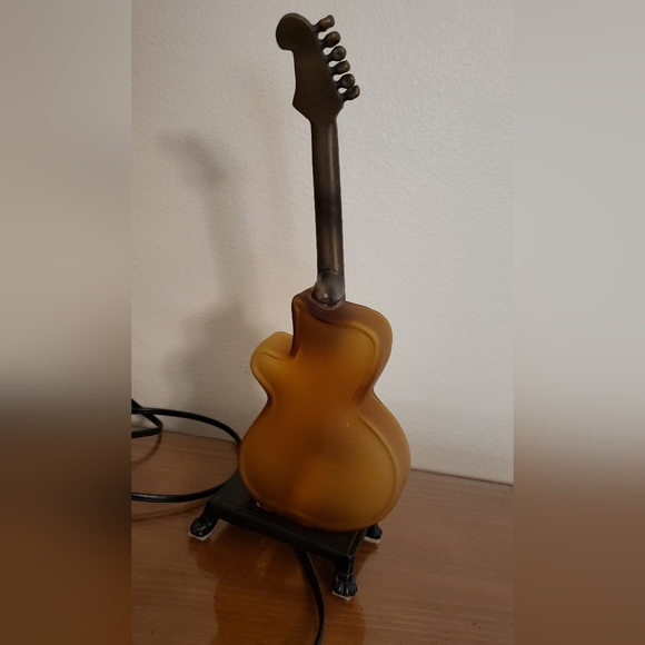 Guitar Lamp- Glass - Picture 4 of 6